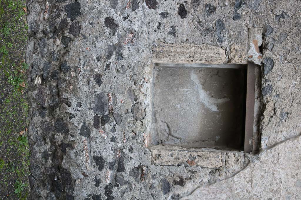 II 2 1 Pompeii December 2018 Niche Set In East Wall Photo Courtesy